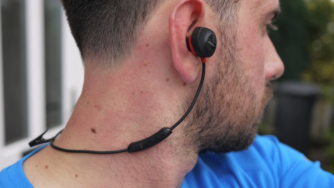 SoundSport Pulse wireless headphones Ear