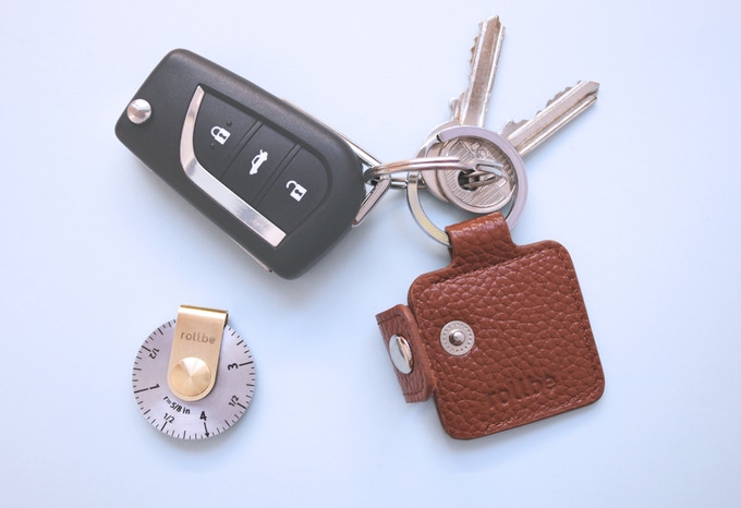 Rollbe Compact Measuring Tool Keychain