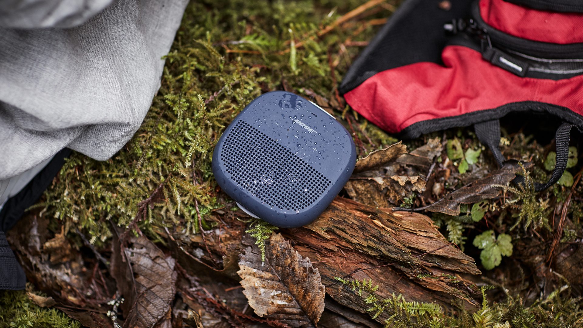 Bose Soundlink Micro Bluetooth Speaker Ground
