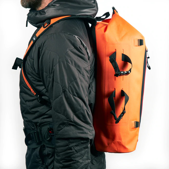 UNCHARTED SUPPLY CO. SEVENTY2 PRO SURVIVAL SYSTEM